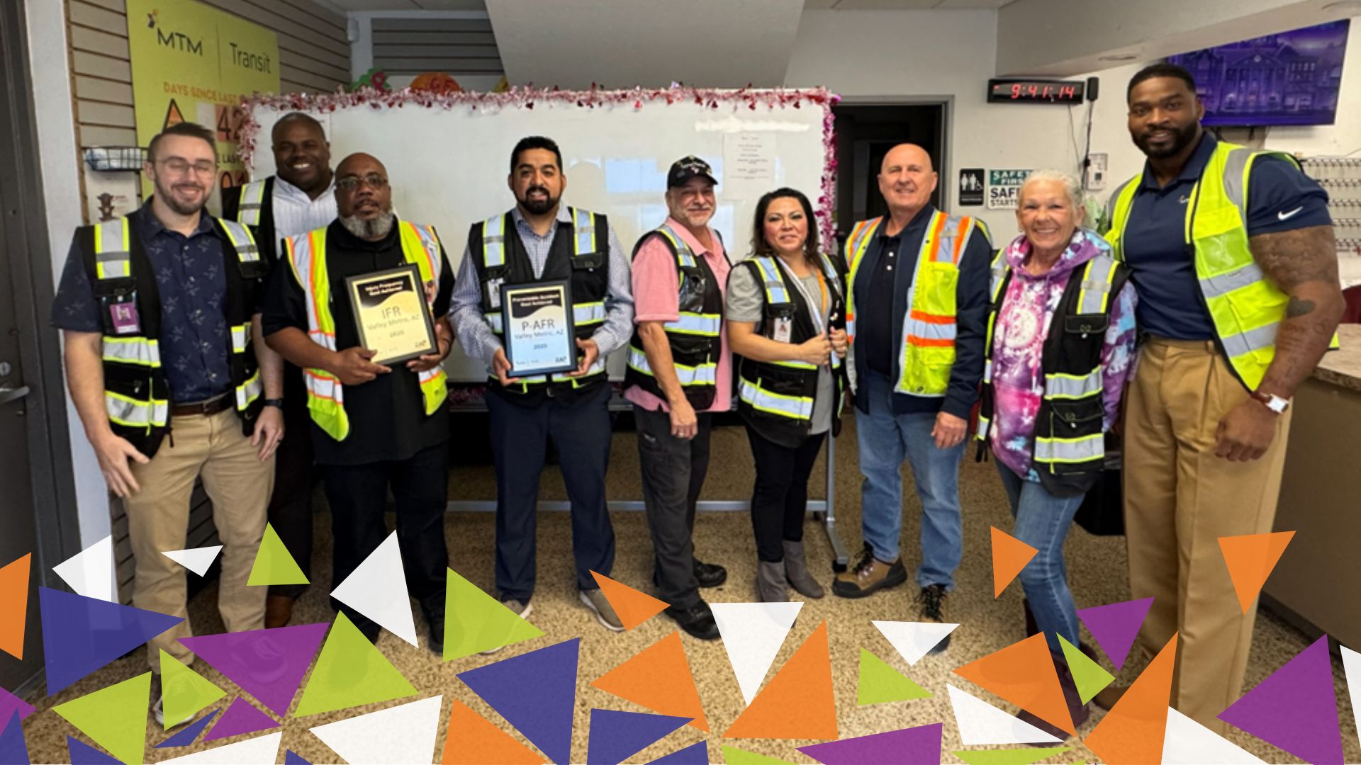 Big congrats to our Valley Metro team in Arizona! They've earned their 2025 PAFR and IFR Safety Plaques for their safety commitment.